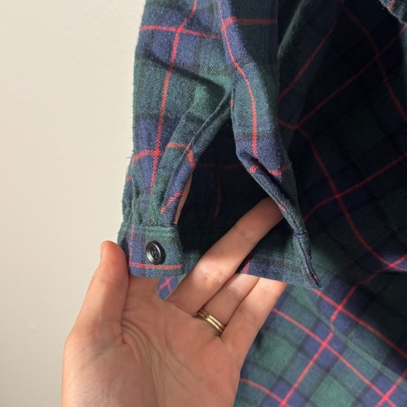 Gibson & Latimer Green Plaid Ruffle Neck Blouse Size XL - Picture 4 of 6